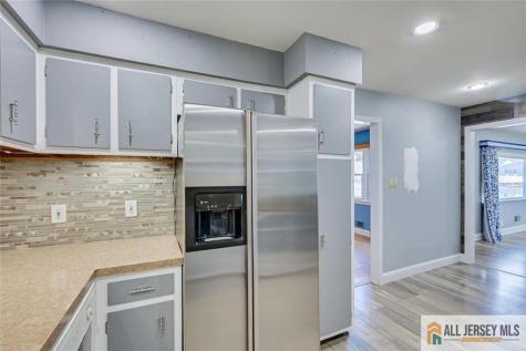 10 Wellington Avenue Port Reading NJ 07064