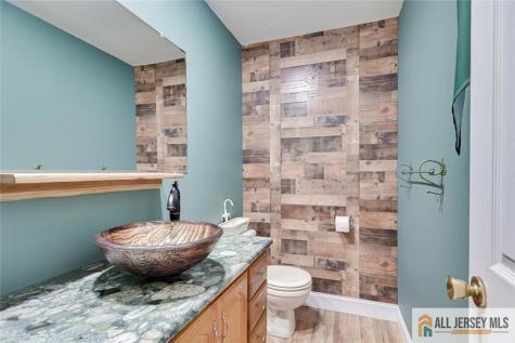 10 Wellington Avenue Port Reading NJ 07064