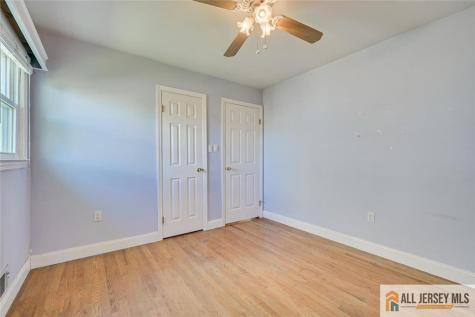 10 Wellington Avenue Port Reading NJ 07064