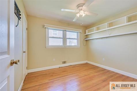 10 Wellington Avenue Port Reading NJ 07064