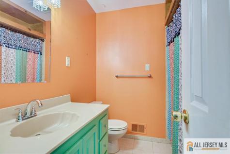 10 Wellington Avenue Port Reading NJ 07064