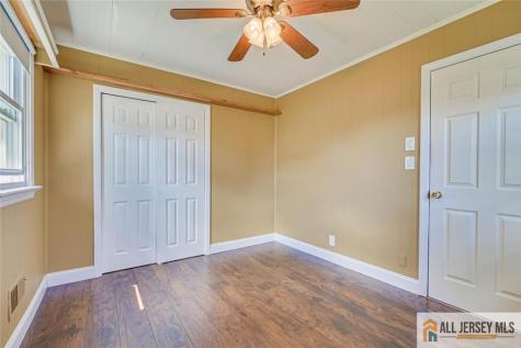 10 Wellington Avenue Port Reading NJ 07064