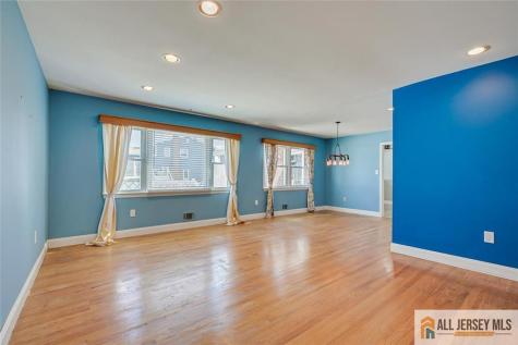 10 Wellington Avenue Port Reading NJ 07064