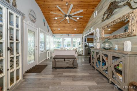293 Louis Avenue Bayville NJ 08721