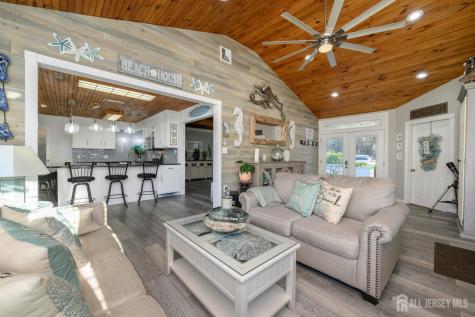 293 Louis Avenue Bayville NJ 08721