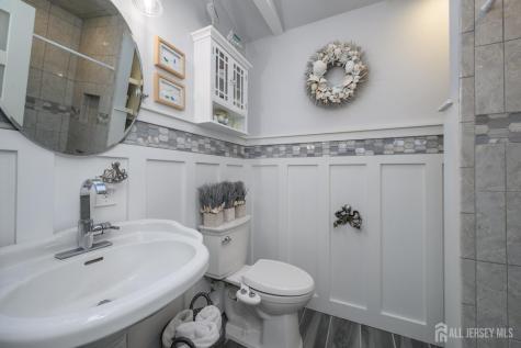 293 Louis Avenue Bayville NJ 08721