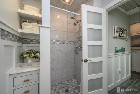 293 Louis Avenue Bayville NJ 08721