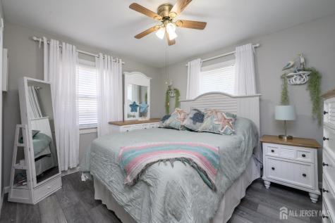 293 Louis Avenue Bayville NJ 08721