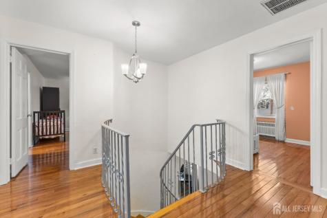 80 Glenwood Avenue Elmwood Park NJ 07407