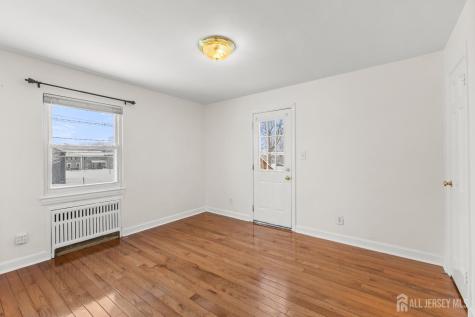 80 Glenwood Avenue Elmwood Park NJ 07407