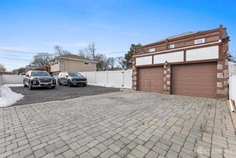 80 Glenwood Avenue Elmwood Park NJ 07407