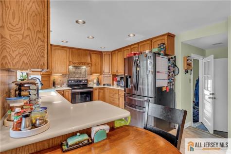 267 Friendship Road South Brunswick NJ 08512