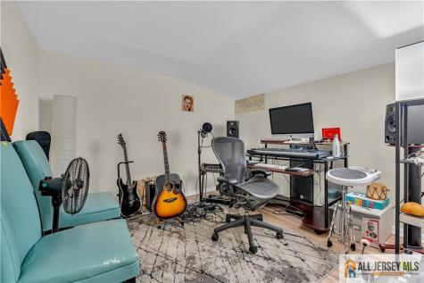 267 Friendship Road South Brunswick NJ 08512
