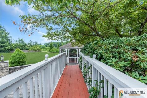 267 Friendship Road South Brunswick NJ 08512
