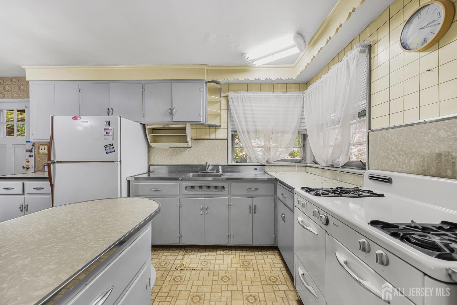 317 Magnolia Street Highland Park NJ 08904