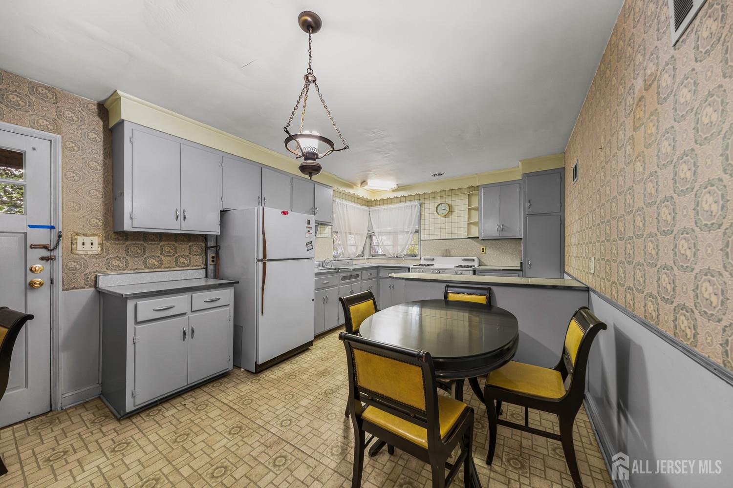 317 Magnolia Street Highland Park NJ 08904