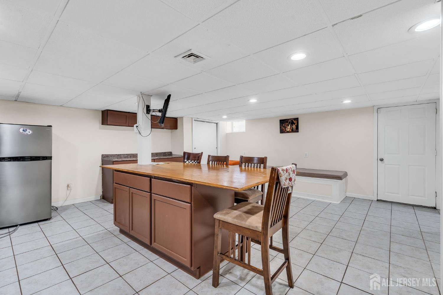 133 Summerhill Road Spotswood NJ 08884