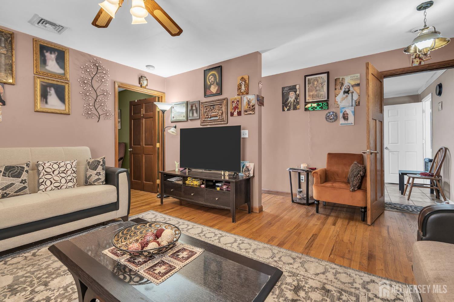 133 Summerhill Road Spotswood NJ 08884