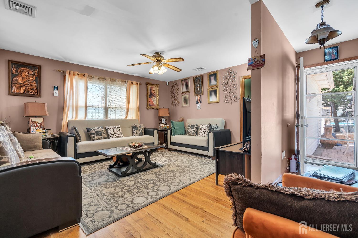133 Summerhill Road Spotswood NJ 08884