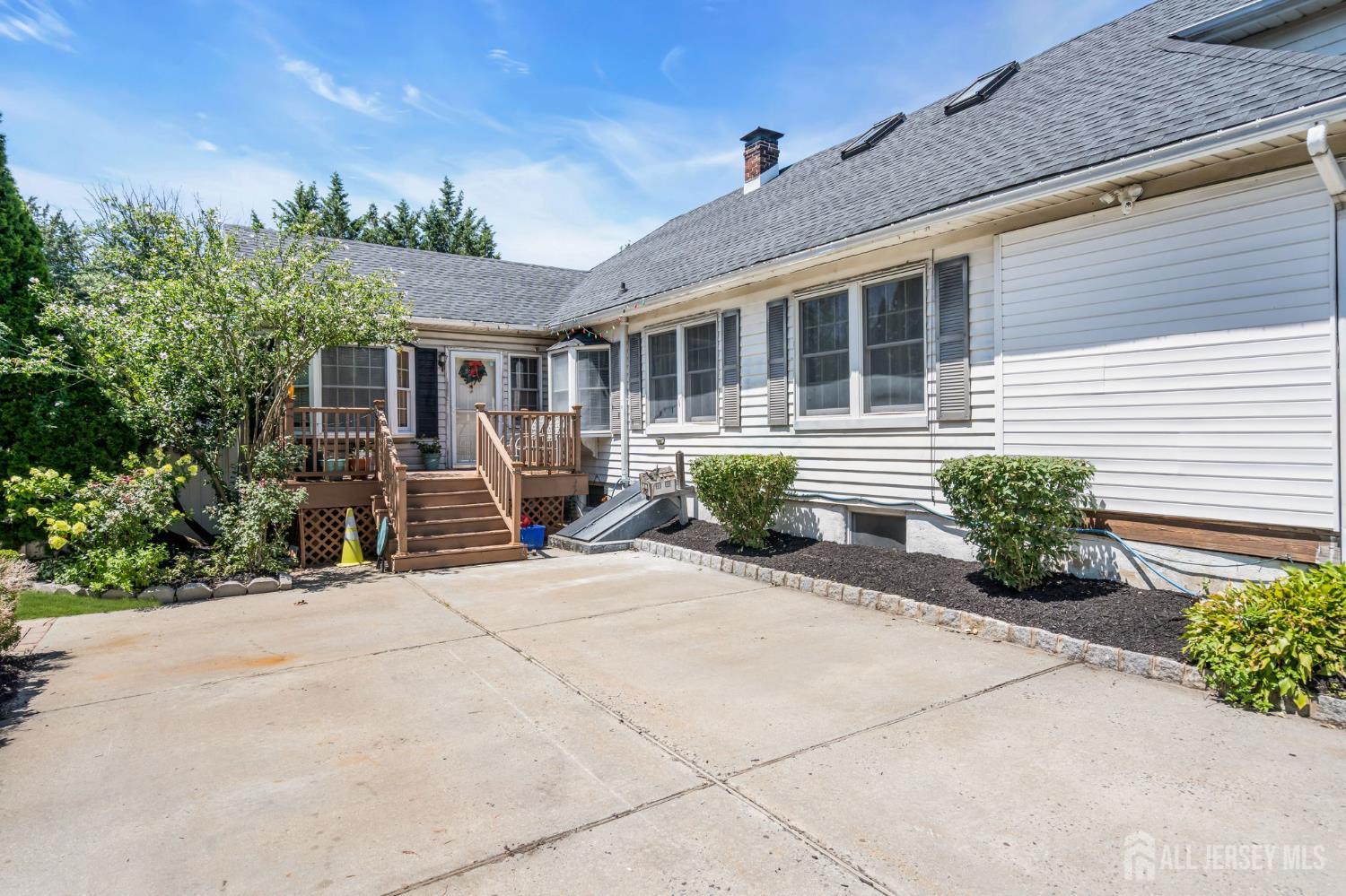 133 Summerhill Road Spotswood NJ 08884
