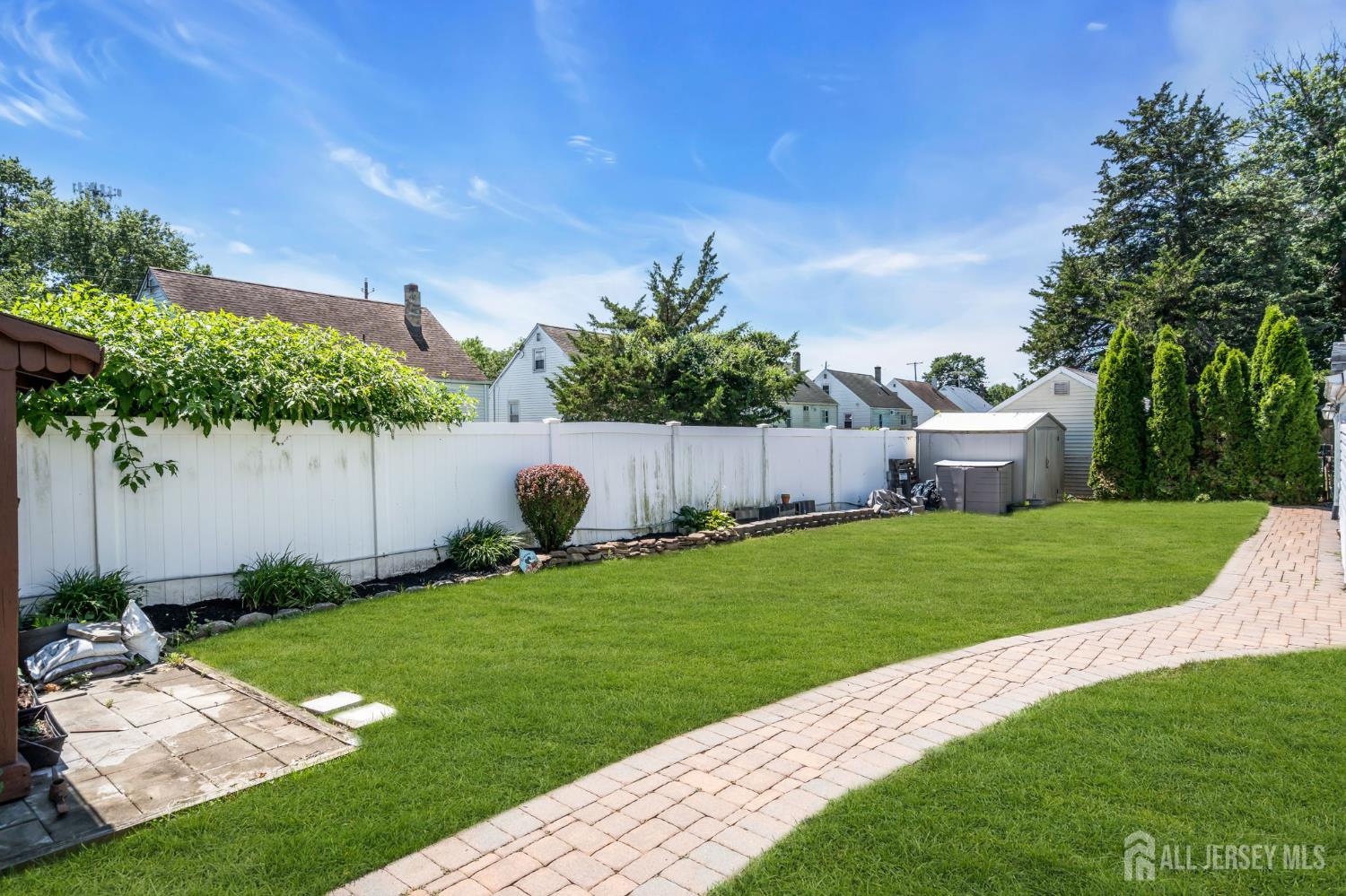 133 Summerhill Road Spotswood NJ 08884