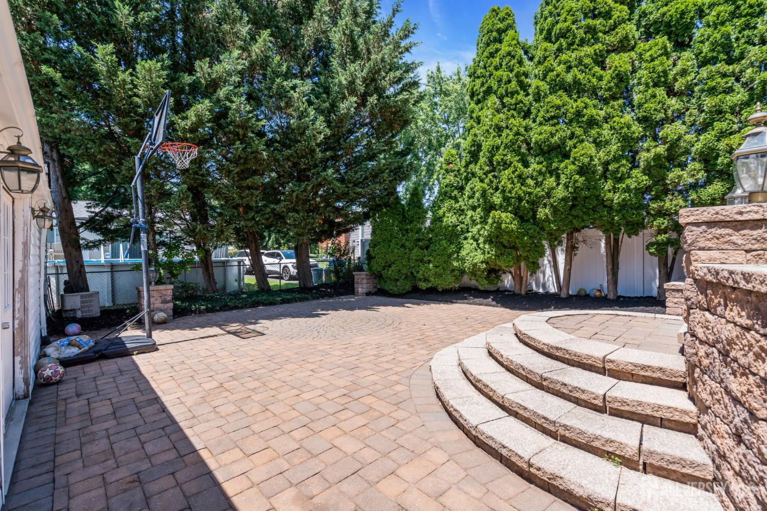 133 Summerhill Road Spotswood NJ 08884