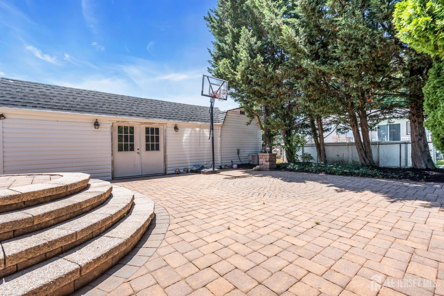 133 Summerhill Road Spotswood NJ 08884