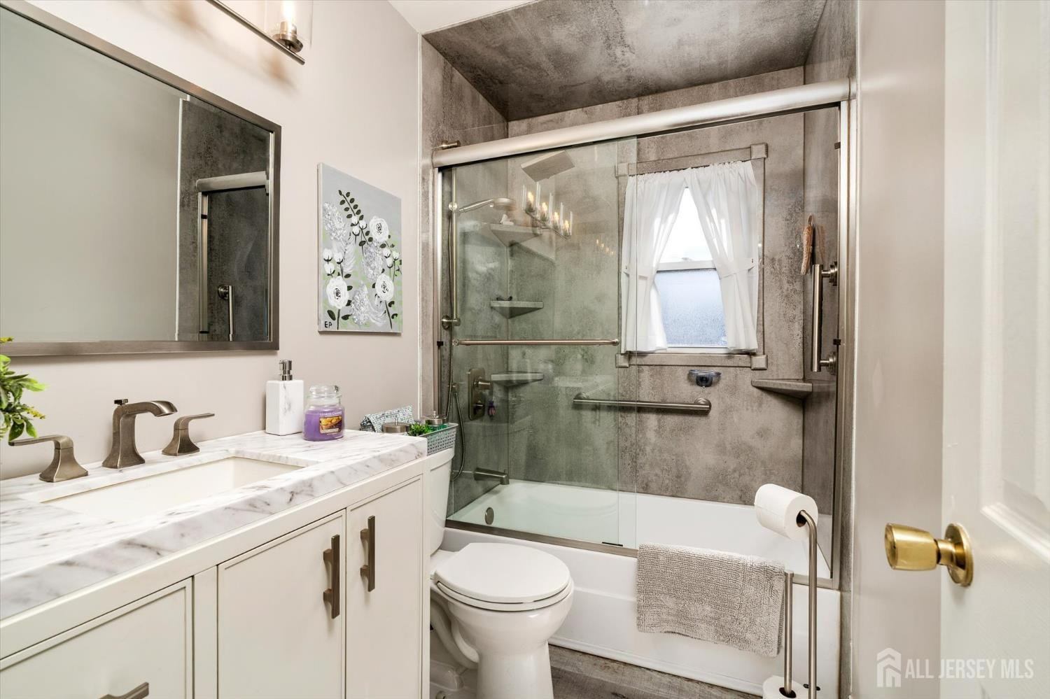 5 Ridgeview Road Jamesburg NJ 08831