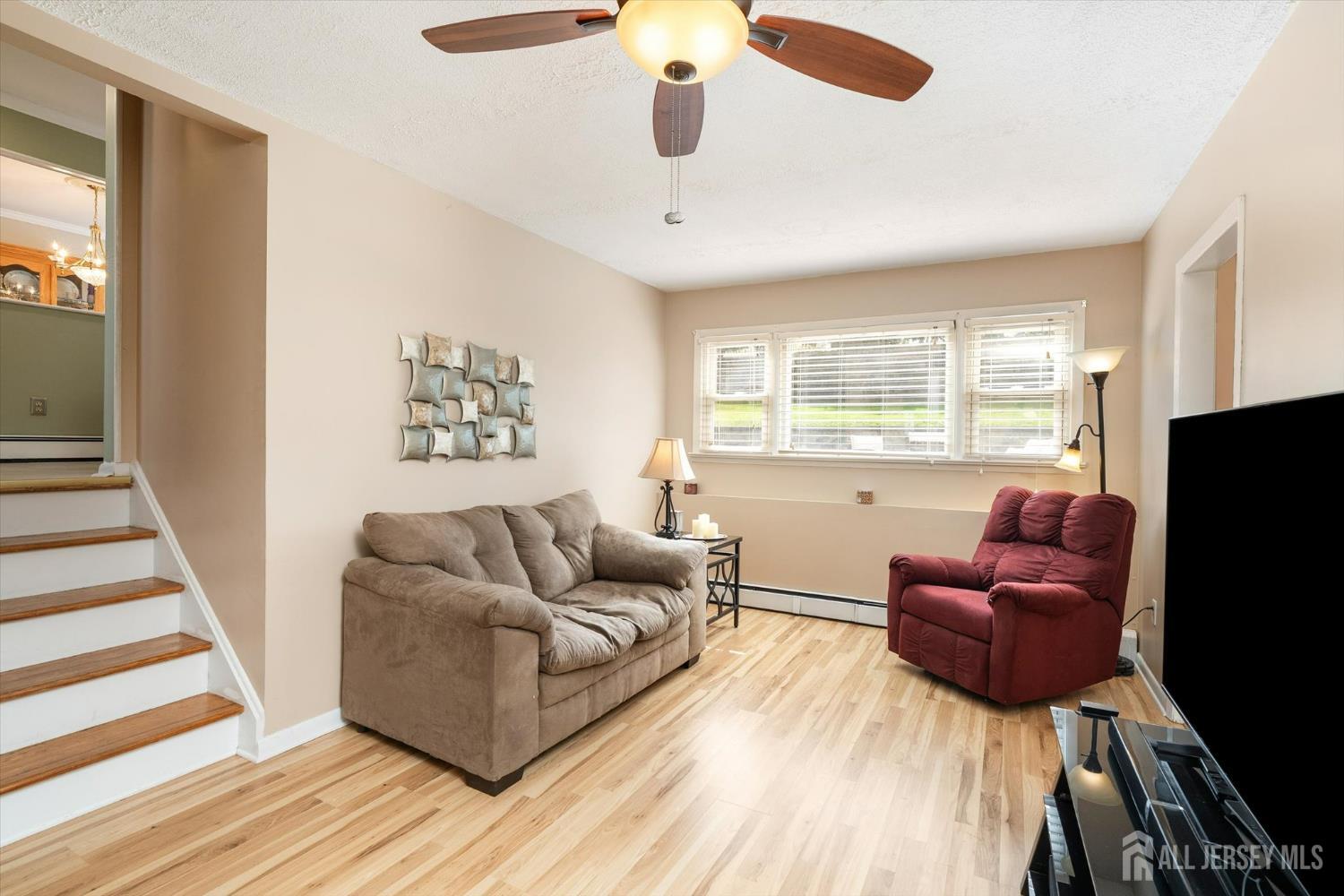 5 Ridgeview Road Jamesburg NJ 08831