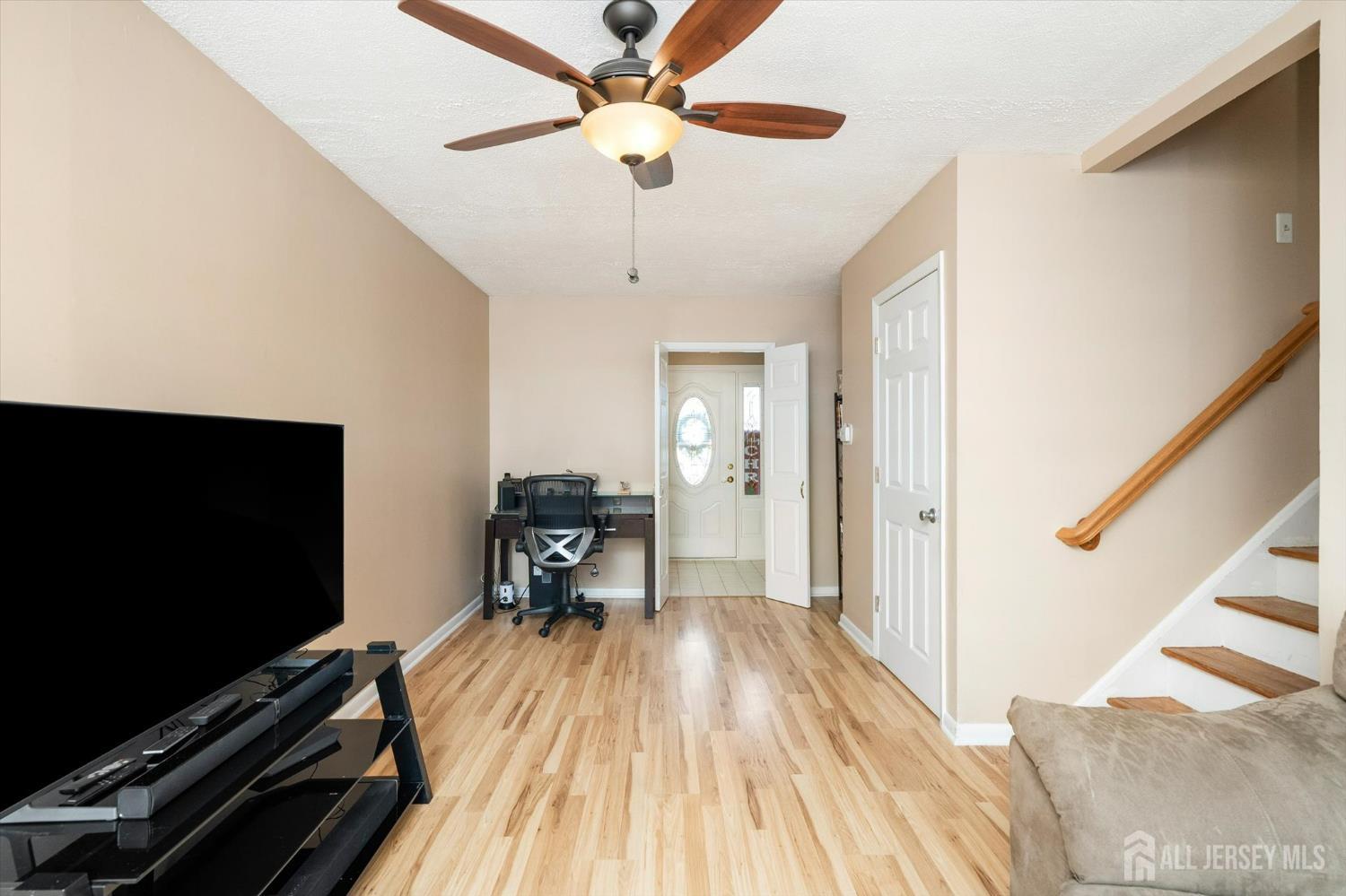 5 Ridgeview Road Jamesburg NJ 08831