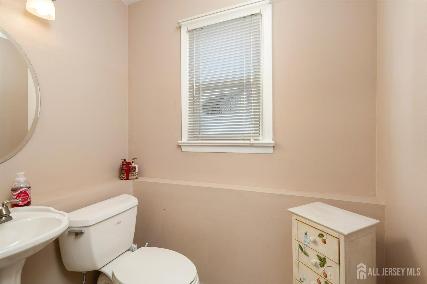 5 Ridgeview Road Jamesburg NJ 08831