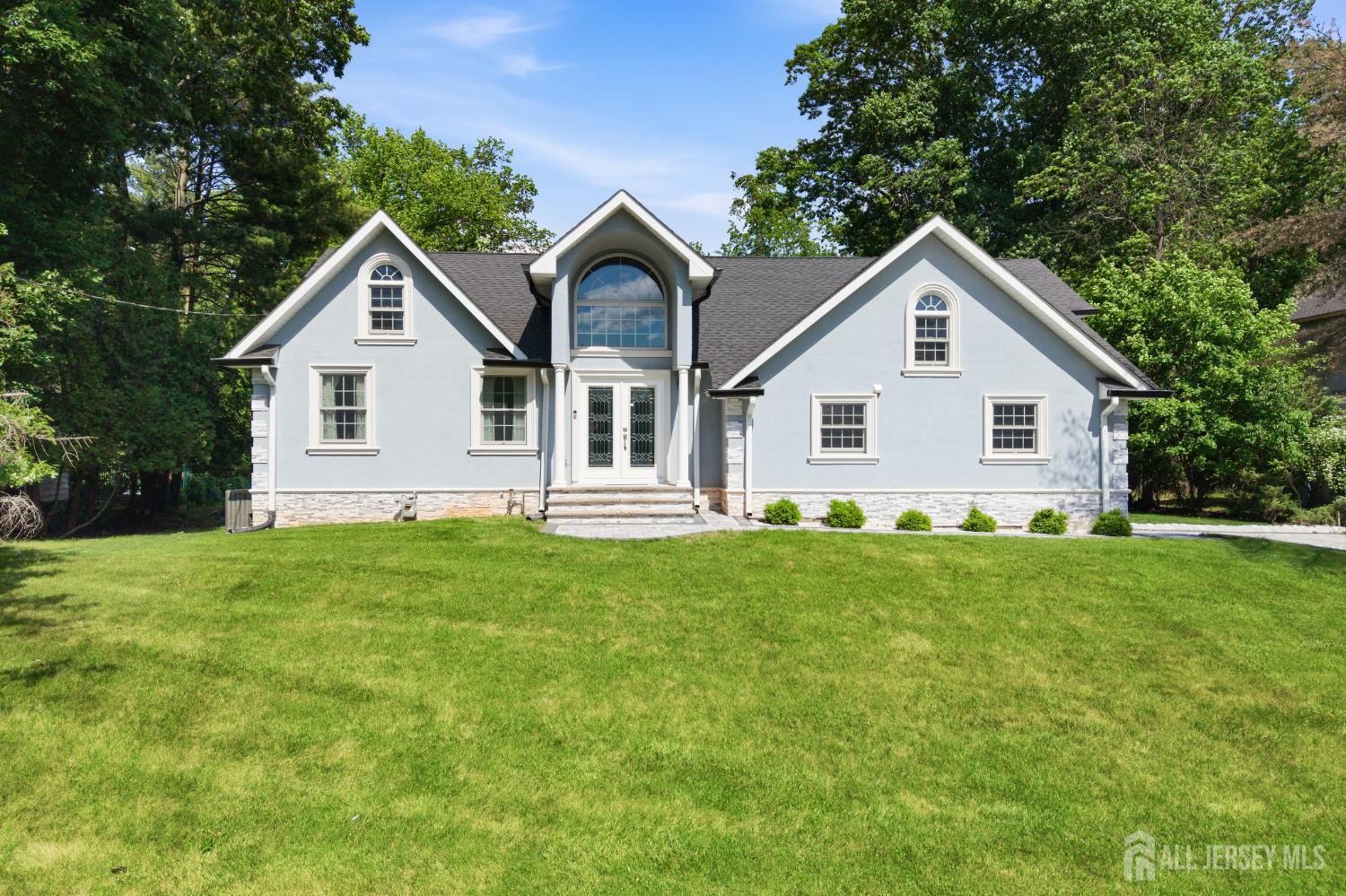 6 Whitewood Road Edison NJ 08820
