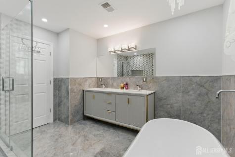 6 Whitewood Road Edison NJ 08820