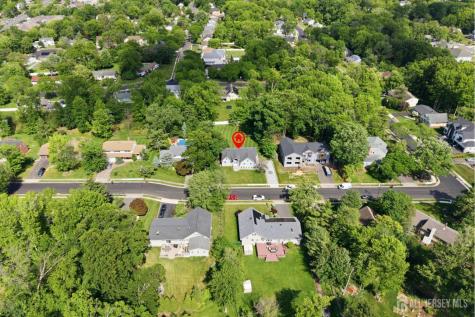 6 Whitewood Road Edison NJ 08820