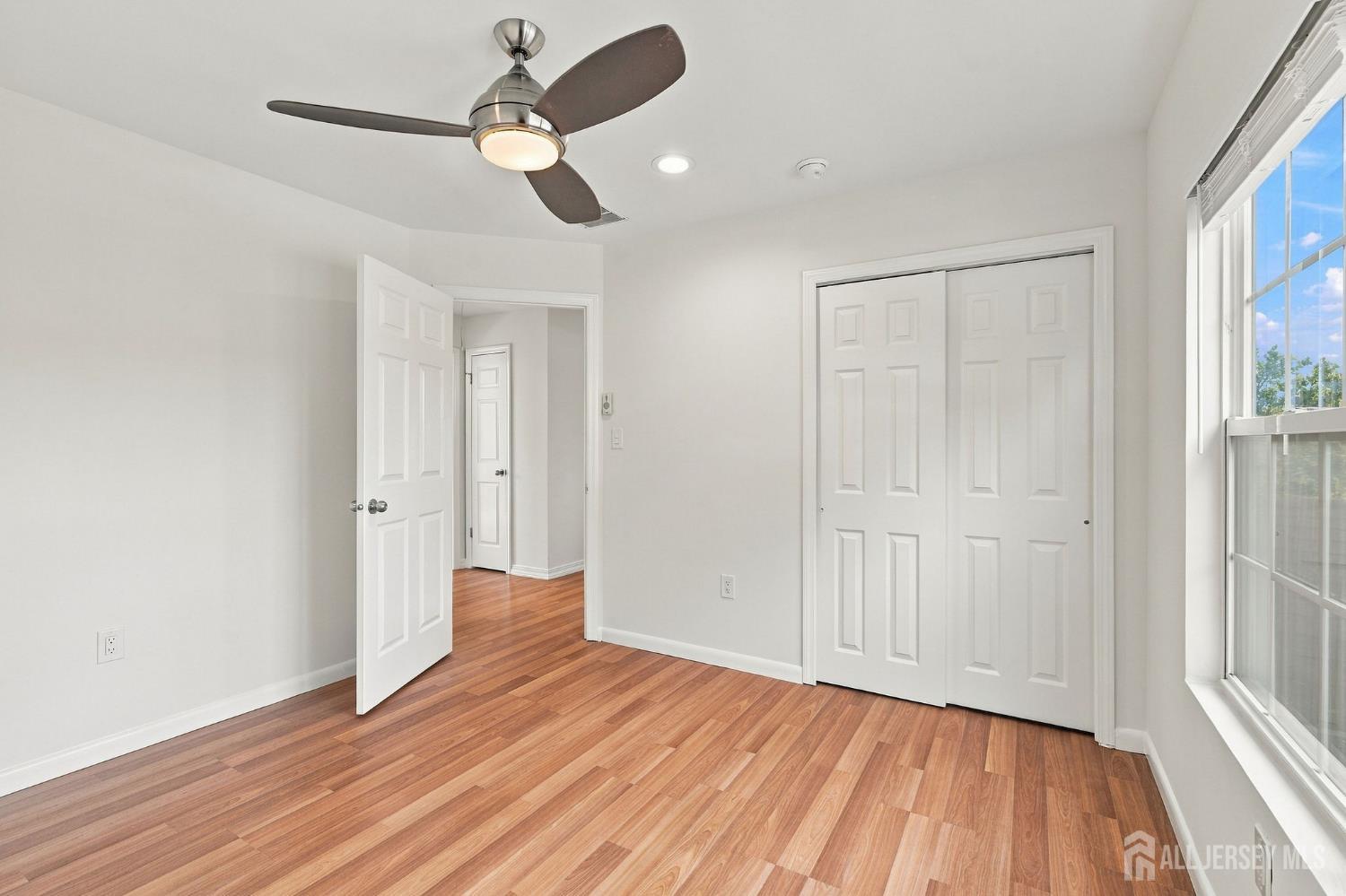 563 Buckingham Drive Piscataway NJ 08854