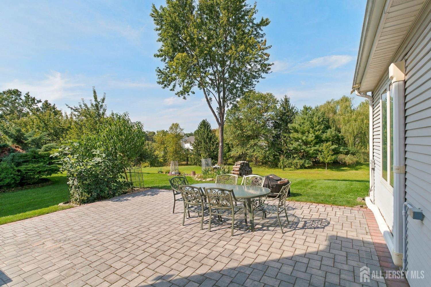 563 Buckingham Drive Piscataway NJ 08854