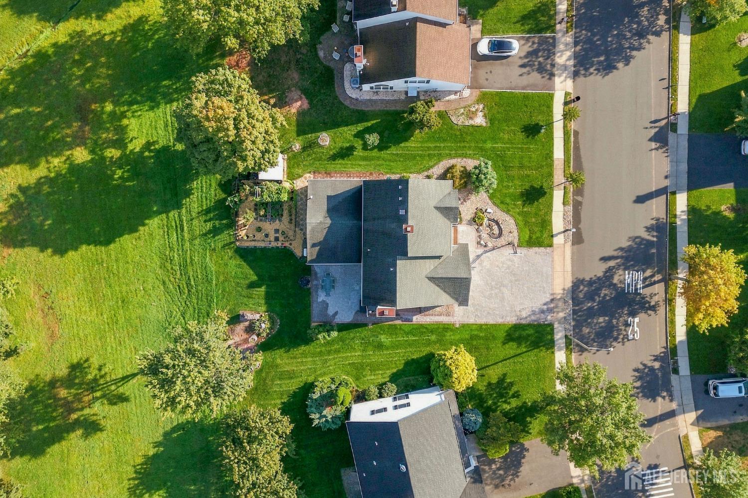 563 Buckingham Drive Piscataway NJ 08854
