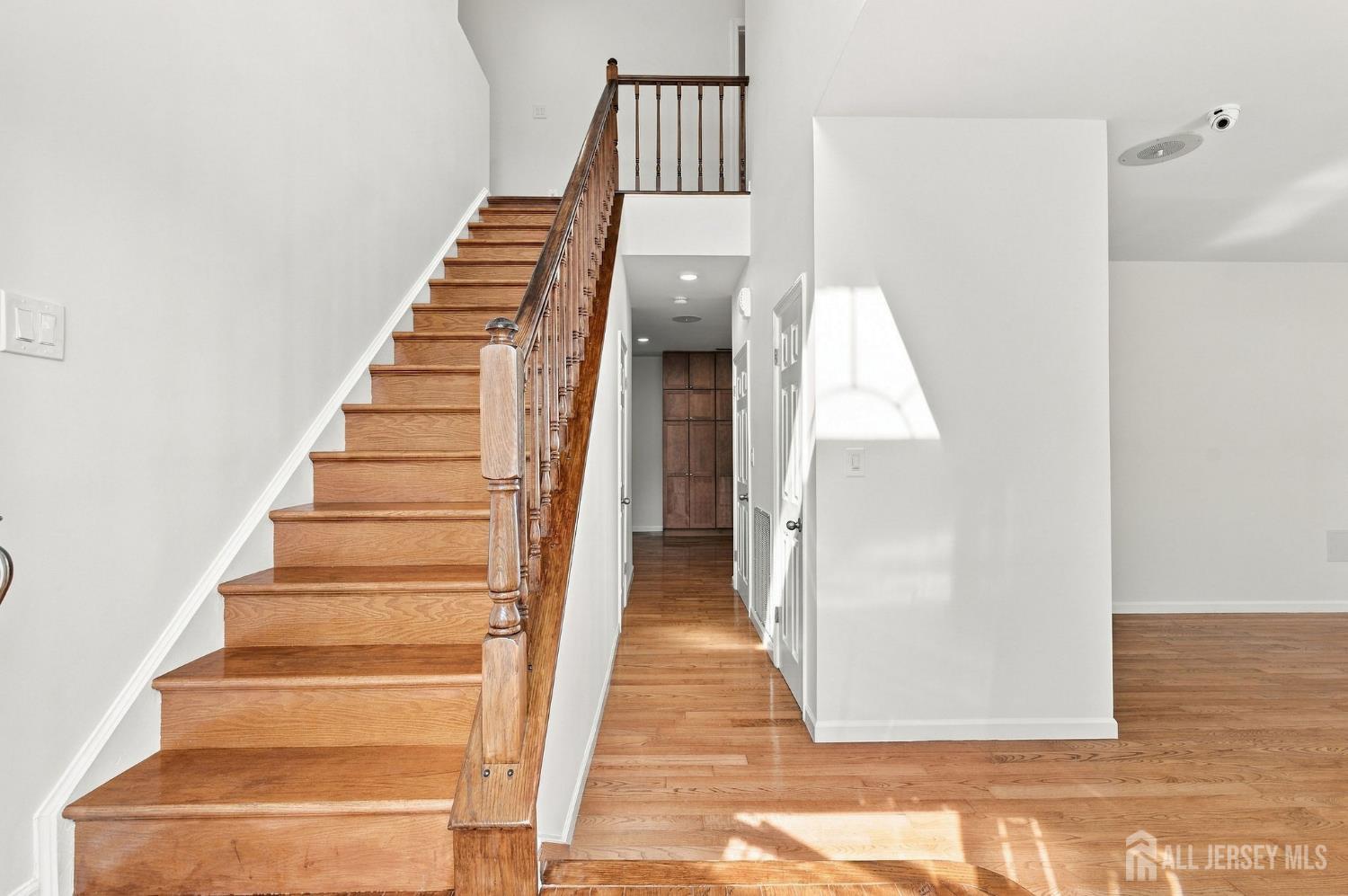 563 Buckingham Drive Piscataway NJ 08854