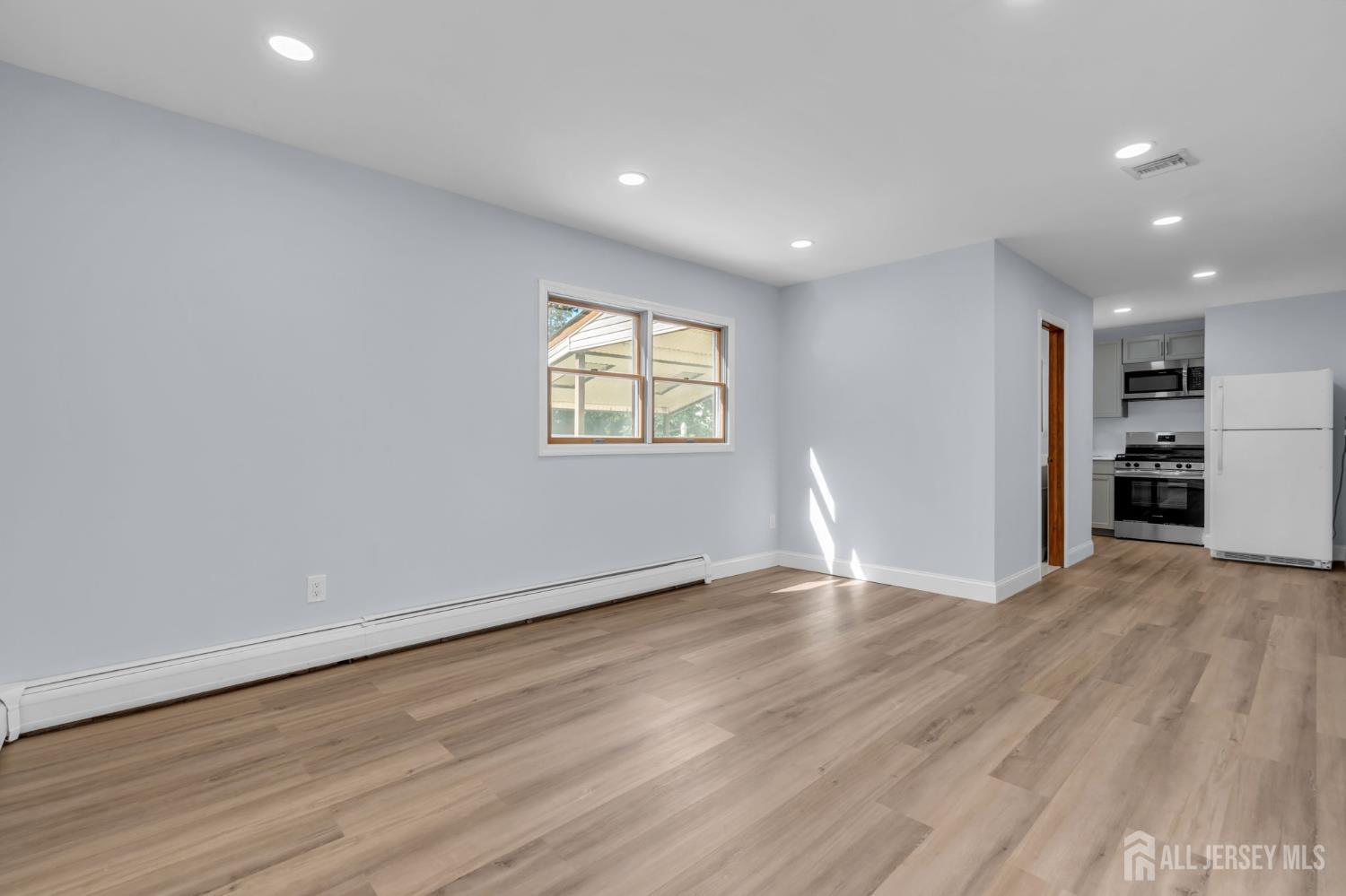 19 Baumer Road Sayreville NJ 08872