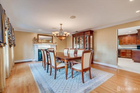 21 Stafford Road Colonia NJ 07067