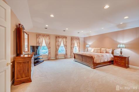 21 Stafford Road Colonia NJ 07067