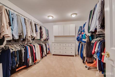21 Stafford Road Colonia NJ 07067
