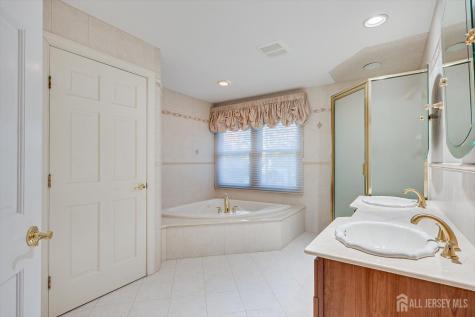 21 Stafford Road Colonia NJ 07067