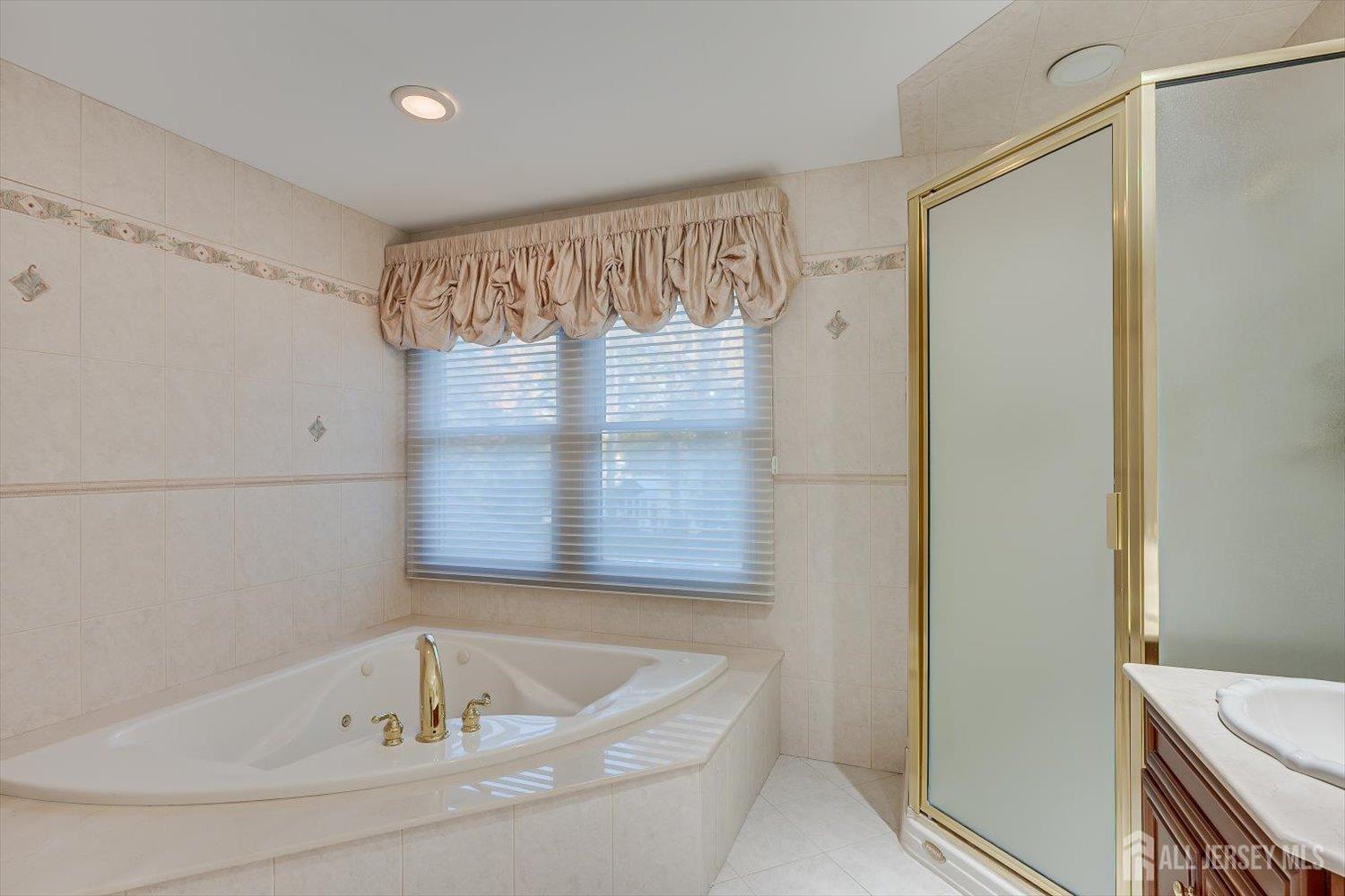 21 Stafford Road Colonia NJ 07067