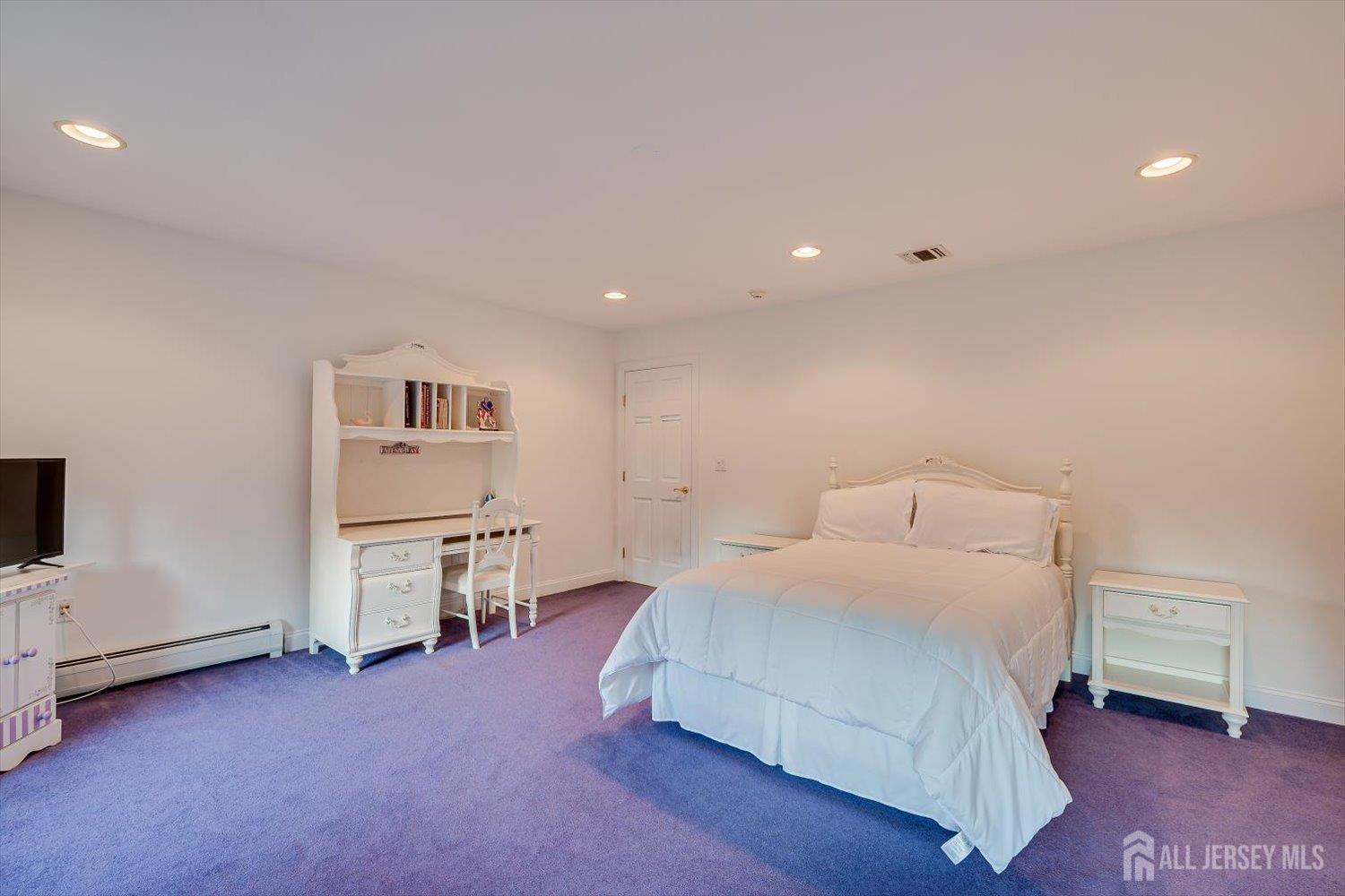 21 Stafford Road Colonia NJ 07067