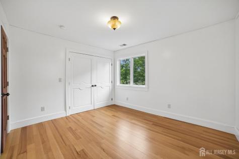 3811 Park Avenue Edison NJ 08820