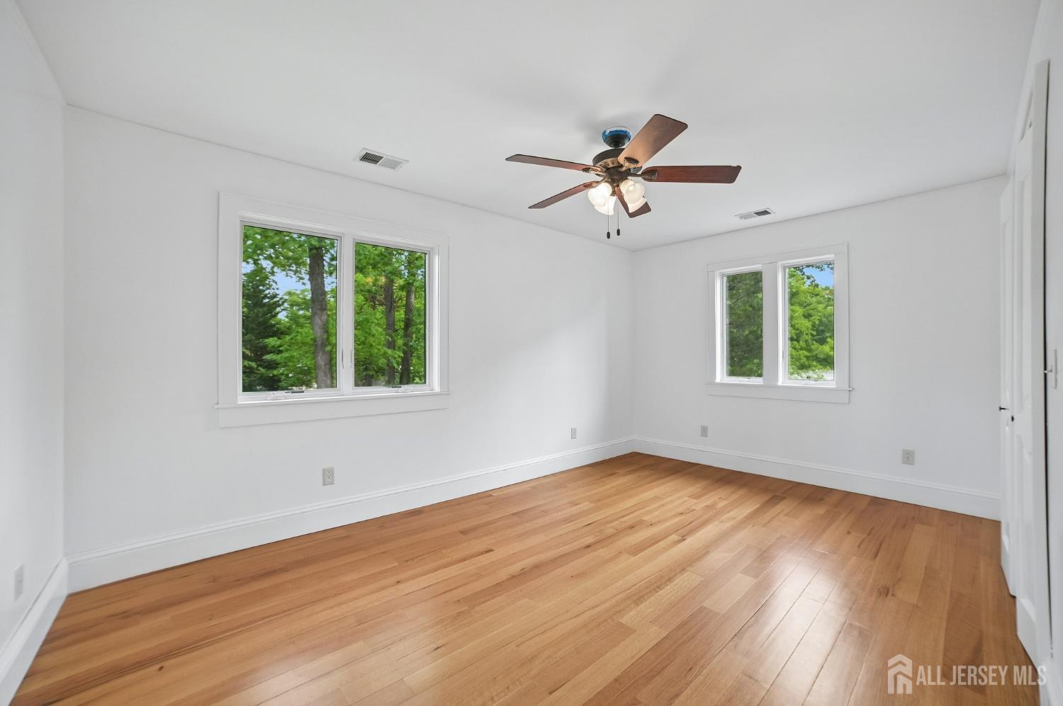 3811 Park Avenue Edison NJ 08820