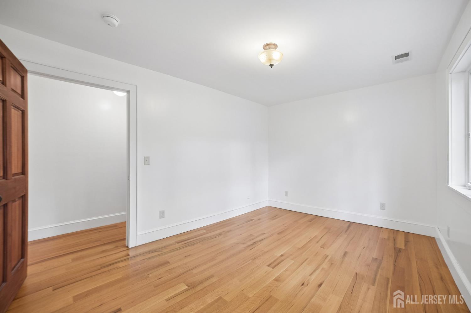 3811 Park Avenue Edison NJ 08820