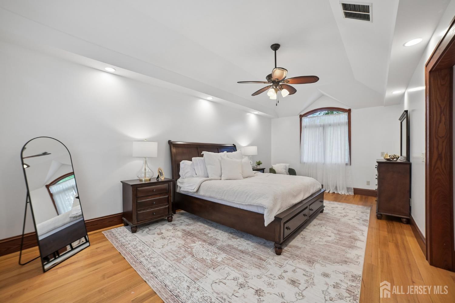 3811 Park Avenue Edison NJ 08820