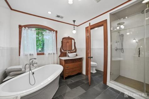 3811 Park Avenue Edison NJ 08820